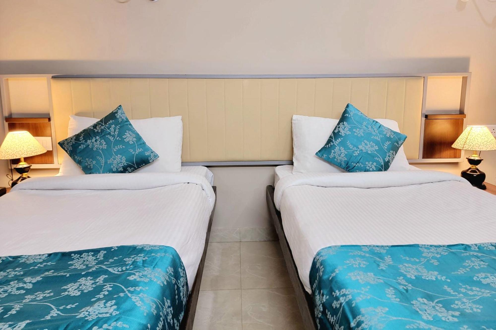 Vamsor Heights 1047 Hotel Gurgaon Luaran gambar