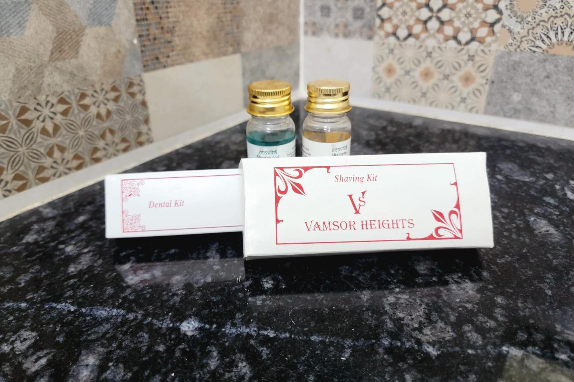Vamsor Heights 1047 Hotel Gurgaon Luaran gambar