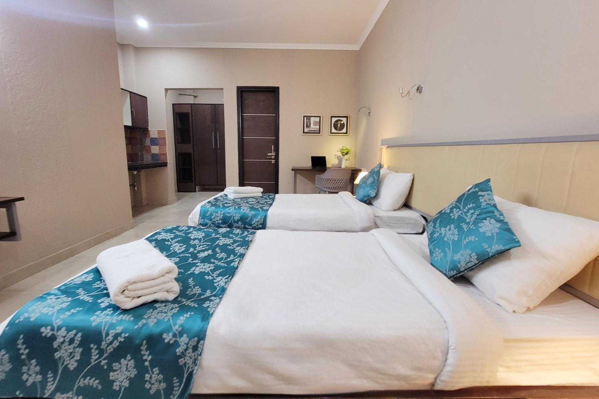 Vamsor Heights 1047 Hotel Gurgaon Luaran gambar